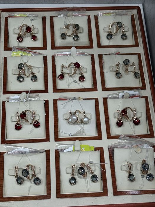 Серьги золотые с рубином в Алматы