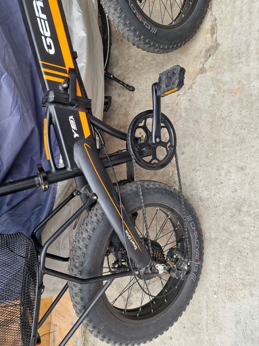 Bicicleta electrica pliabila cu suspensie