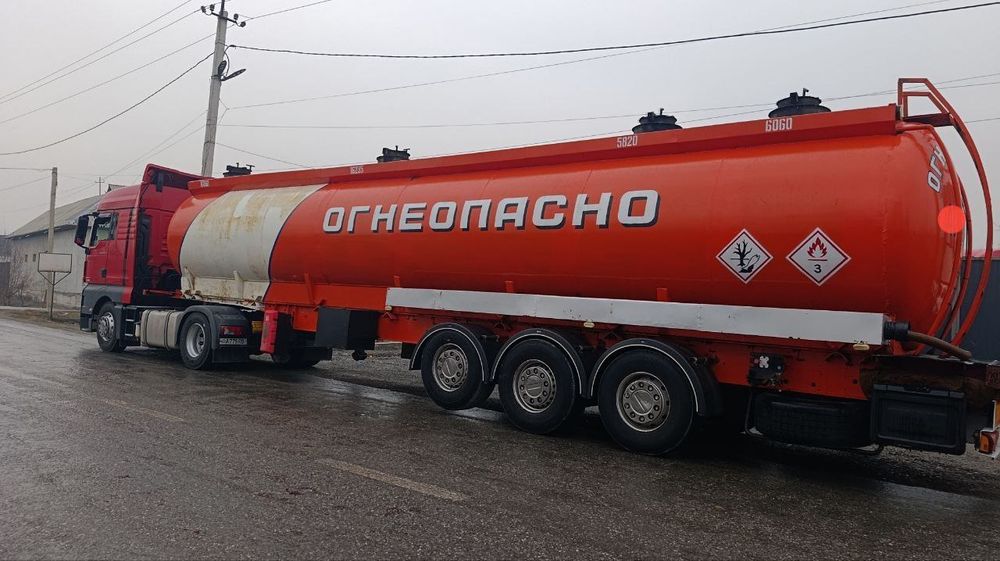 Бензовоз Kogel 45 tonnalik sotiladi