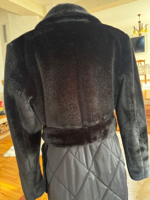 Haina cu blana alcantara