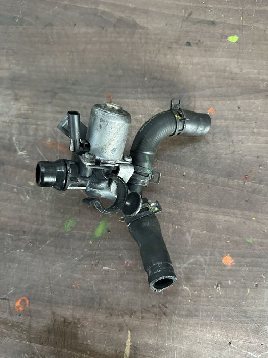 Electrovalva apa robinet caldura mercedes w212 w204 glk om651 2.2 eur5