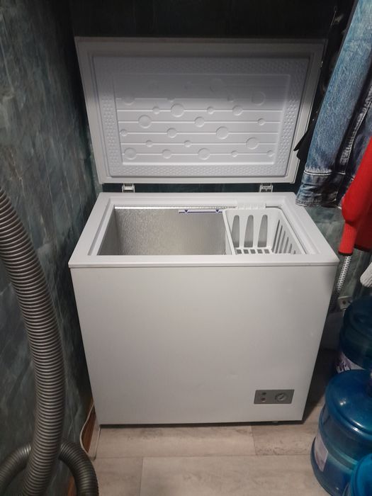 Продам морозильную камеру