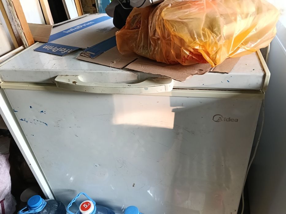 Продам морозильную камеру