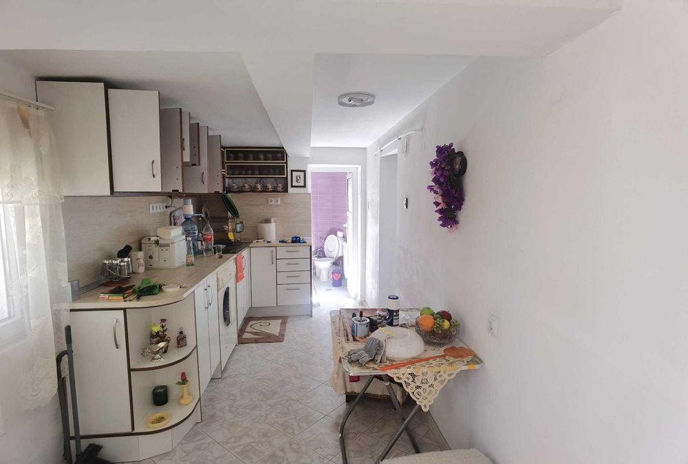 Прекрасна къща в с. Лесичарка