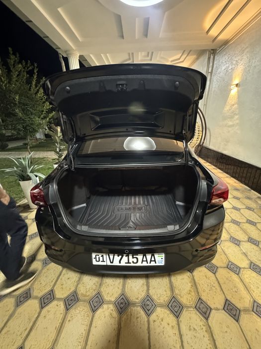 Chevrolet Onix ltz turbo