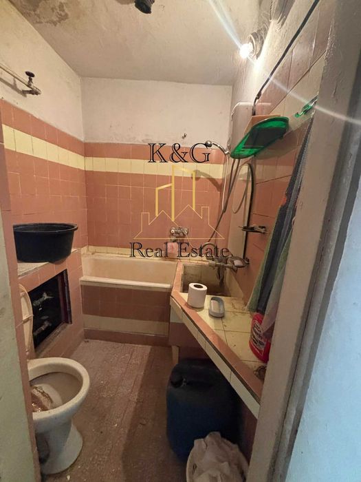 Продава се Тристаен апартамент в Разград, Лудогорие - 98 кв.м за 547 €/кв.м - Снимка #4