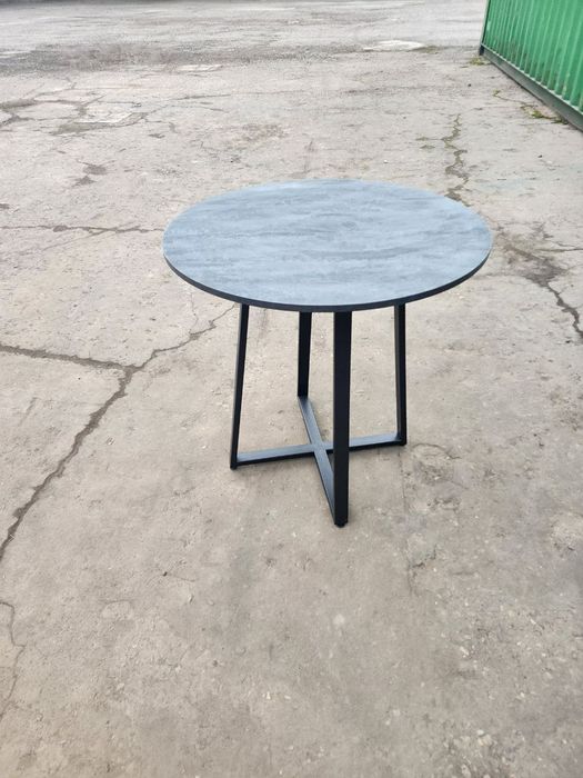 Стол в стиле Лофт