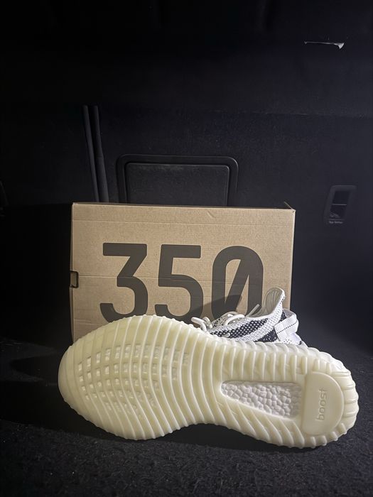 Yeezy boost 350 V2 Zebra