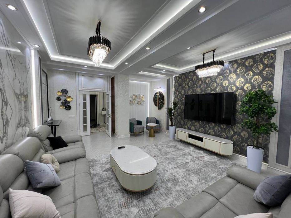 Сдам в долгосрочную аренду 2-ком. кв. в новостройке на Дархане, центр.