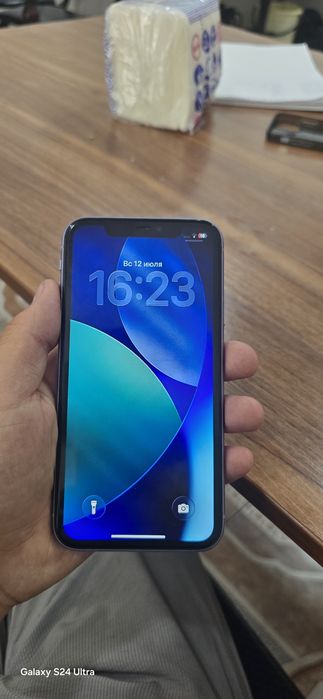 IPhone 11 karobka dakemint holati ideal 83 yomks ochilmagan tel