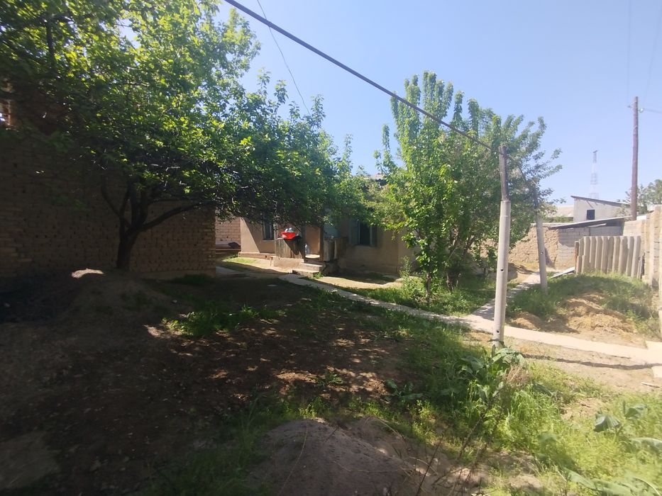 Uchastka sotiladi 4sotix!