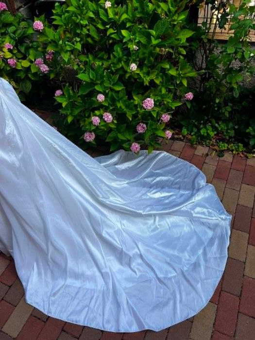 Rochie de mireasa marimea 48