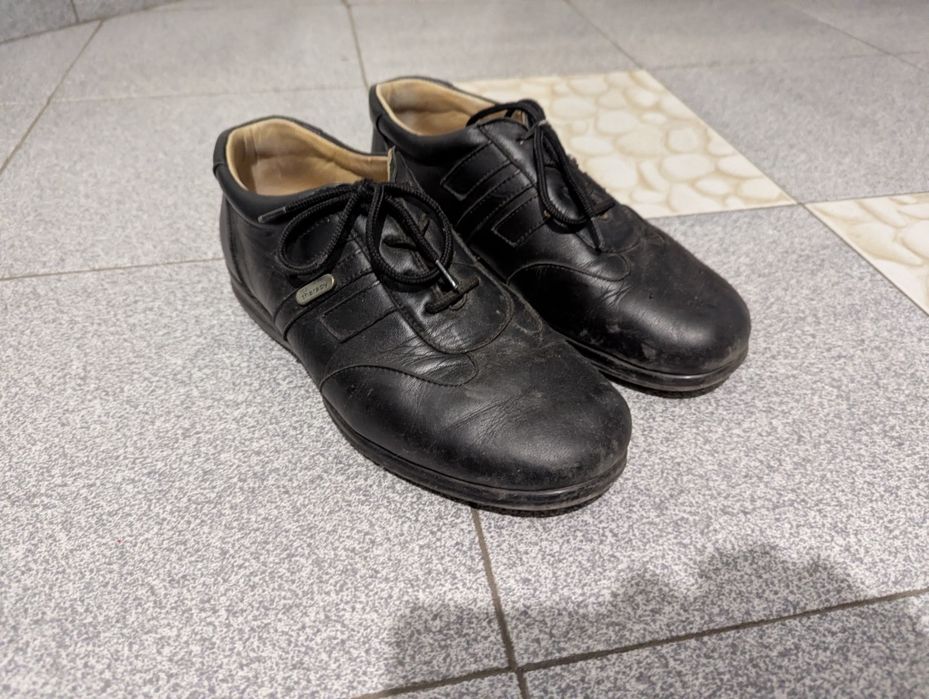 Обувки от естествена кожа