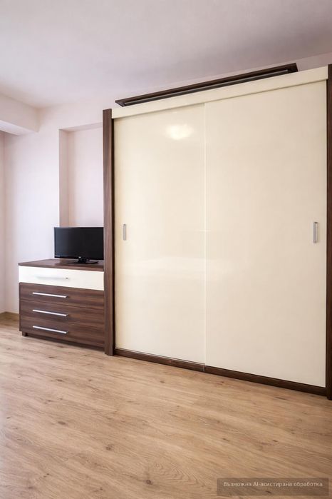 Дава се под наем Тристаен апартамент в Пловдив, Център - 90 кв.м за 548.25 € - Снимка #4