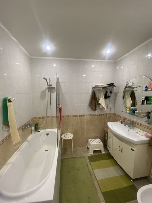 Продается коттедж в центре города