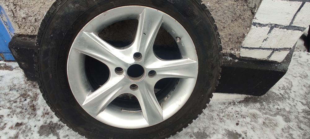 Диски на Ауди 80 б4 3 штуки