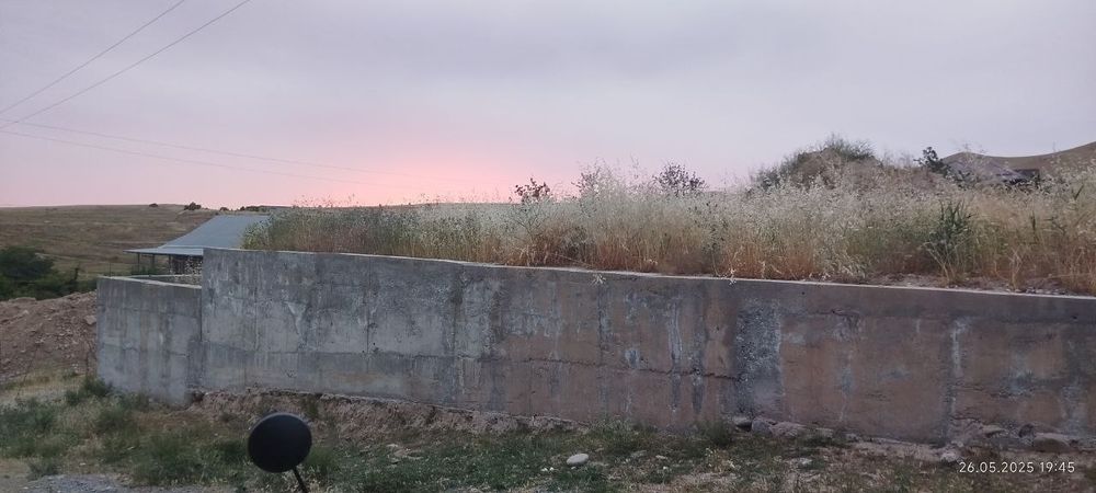 Миракида 8 сот. ер сотилади