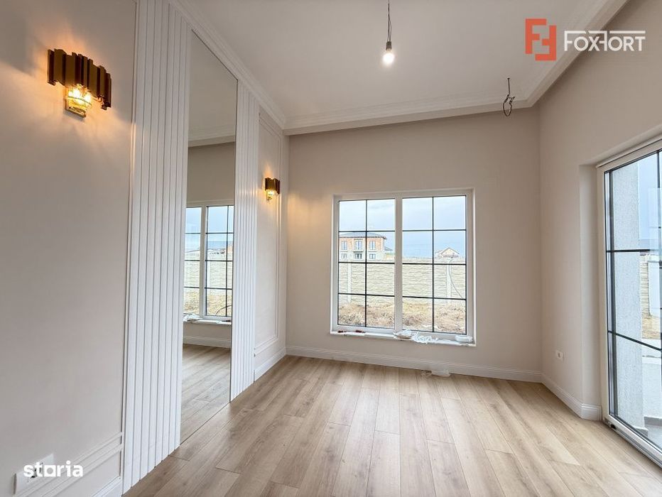 Duplex cu 4 camere si teren de 354 mp de vanzare in Sacalaz