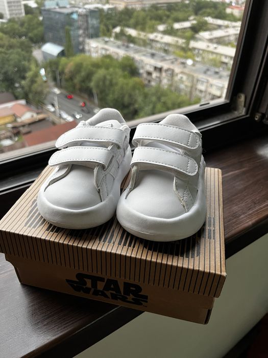 Кросоввки adidas