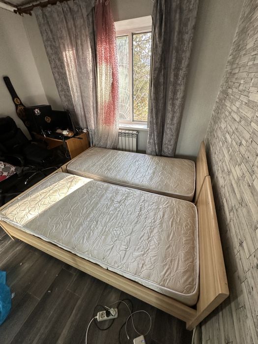 продам 2 кровати 100х200