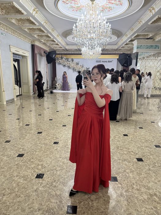 платье / вечернее платье / платье на выпускной / платье на той