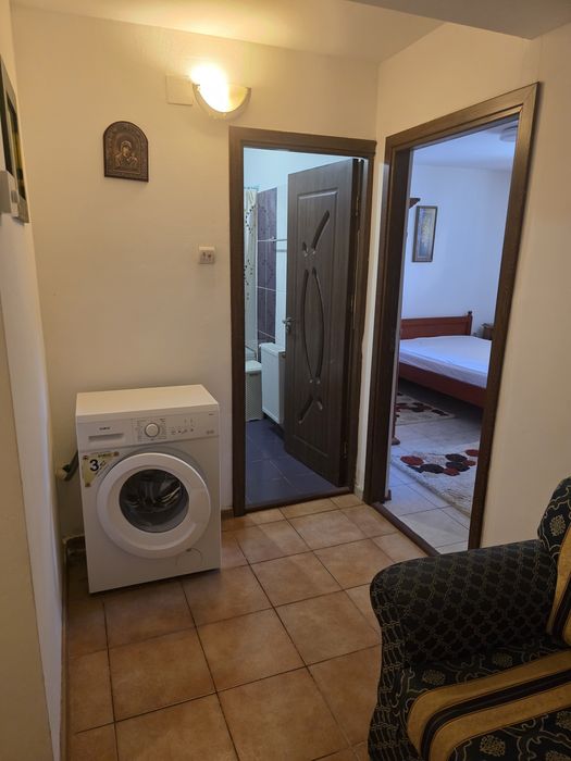 Închiriez garsonieră spațioasă  in Craiova