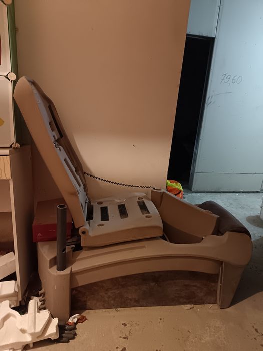 Продам педикюрное кресло