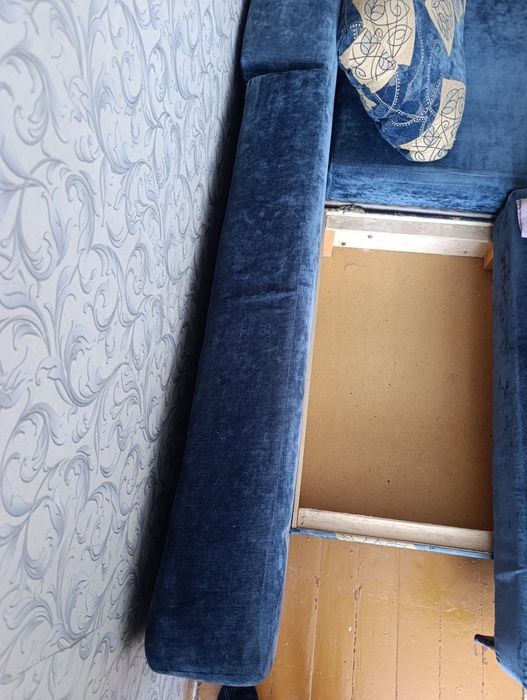 Угловой диван отдыха