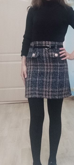 Продам твидовую очень красивую юбку