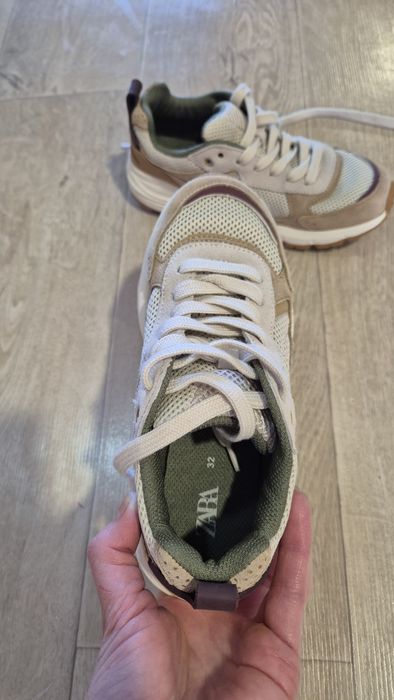 Кроссовки замшевые Zara