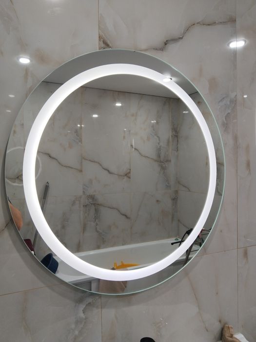 Зеркало с подсветкой