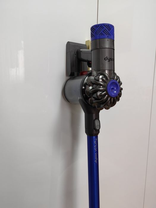 Dyson V6 Fluffly