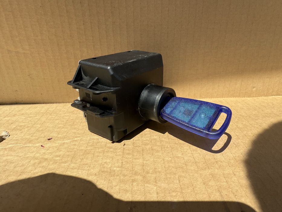 Блок за управление / Запалващ механизъм Mercedes Vito W447