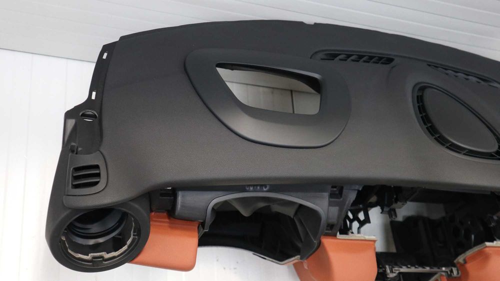 Арматурно табло Мини Ф55 Ф56 Ф57 MINI F55 F56 F57 с хедъп