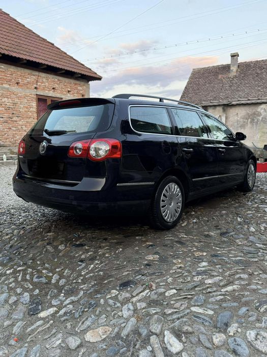 Vand sau schimb passat b6 2.0 tdi