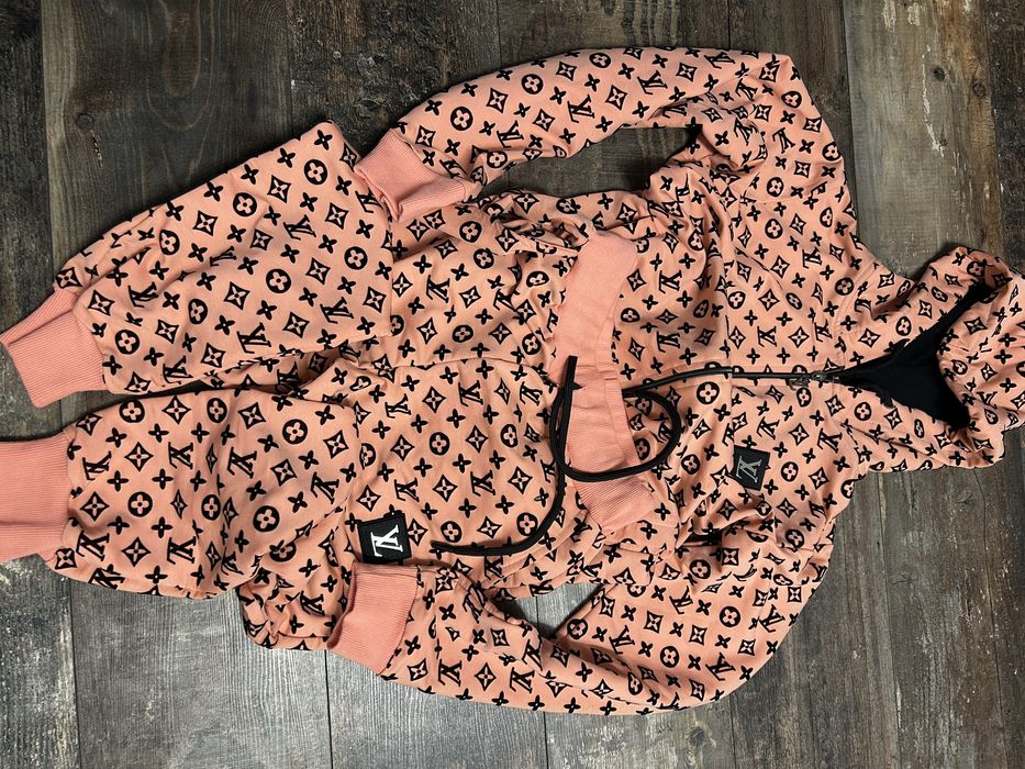 Trening femei marimea S-M roz cu negru