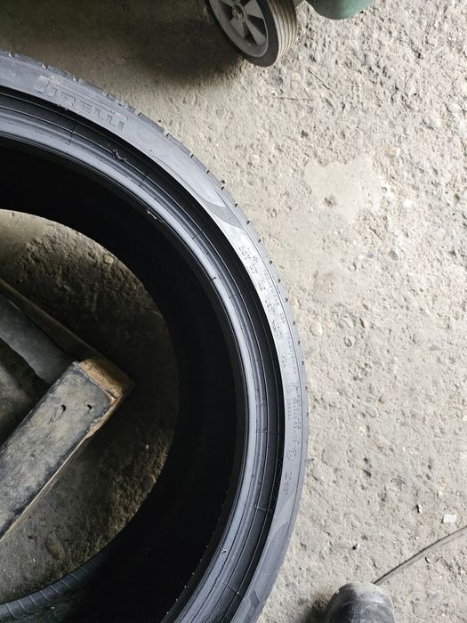 2 anvelope vara 295 30 20 Pirelli Pzero