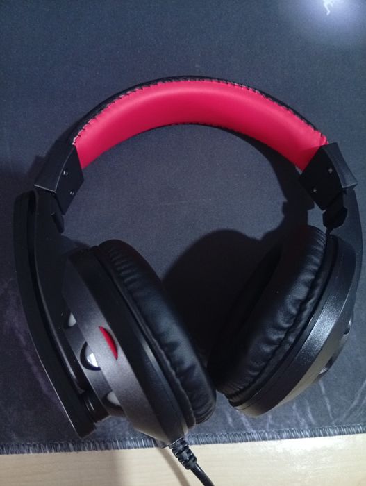 Наушники проводные Misde A65