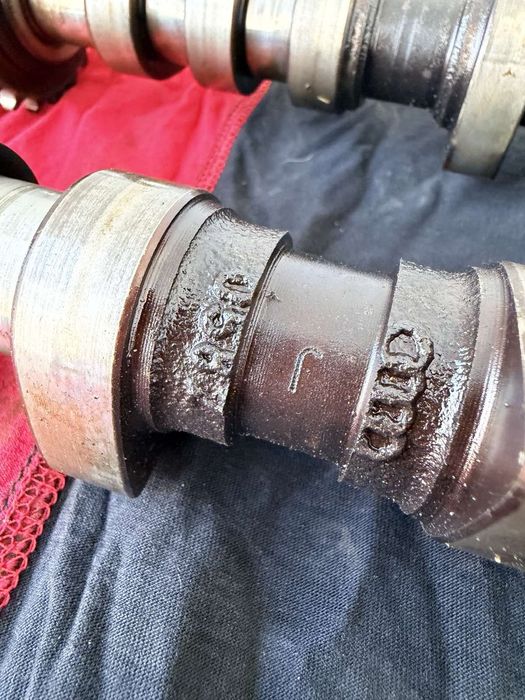 Разпределителни валове Audi