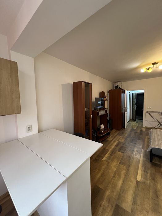 Garsoniera zona CEC Propietar