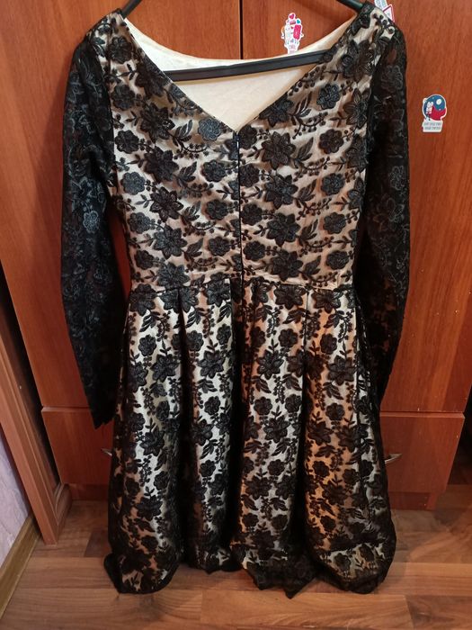 Платья новая 42-44рр