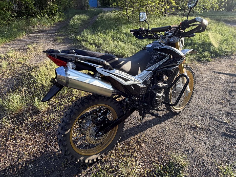 Мотоцикл SENKE 250