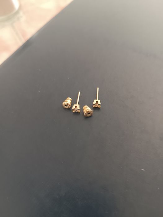 Продам золотые пусеты