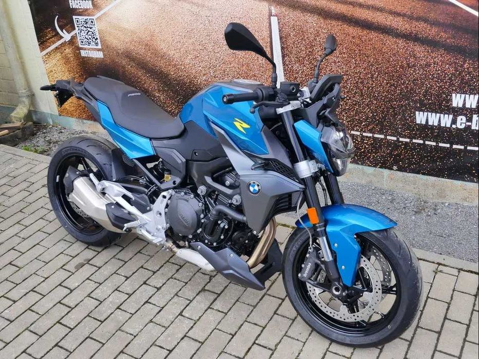 BMW F 900 R, 2 KM la bord