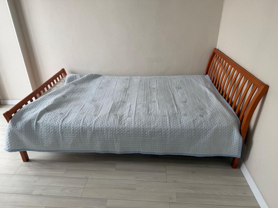 Продам кровать срочно