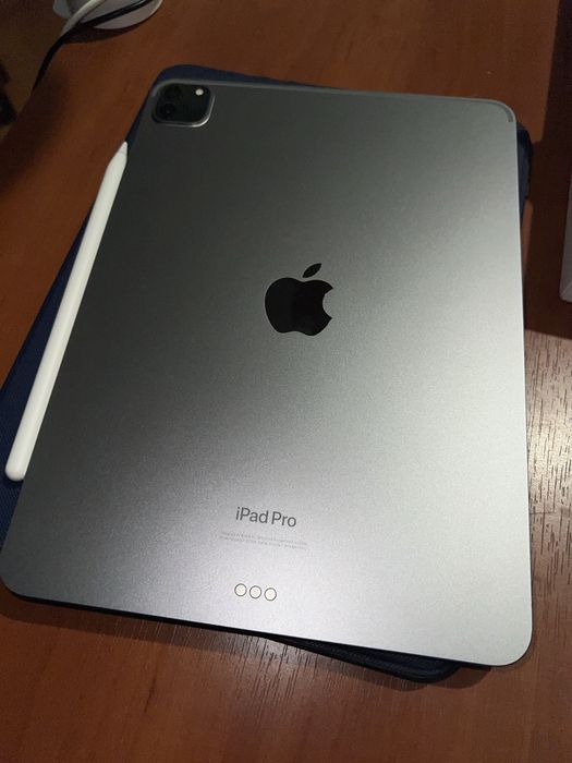 iPad Pro 11 128 gb M2