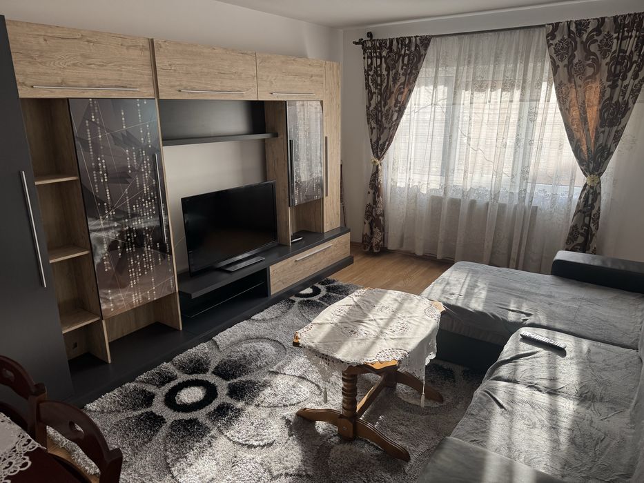 Inchiriez apartament 2 camere , 2 Graniceri(zona Casa Cartii)