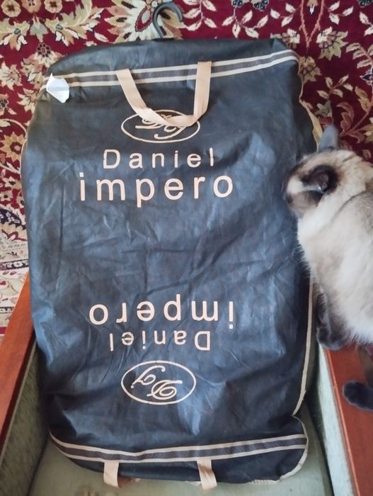 Кастюм  тройка  размер 54.