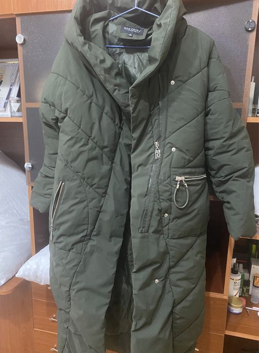 Зимняя куртка и шапка