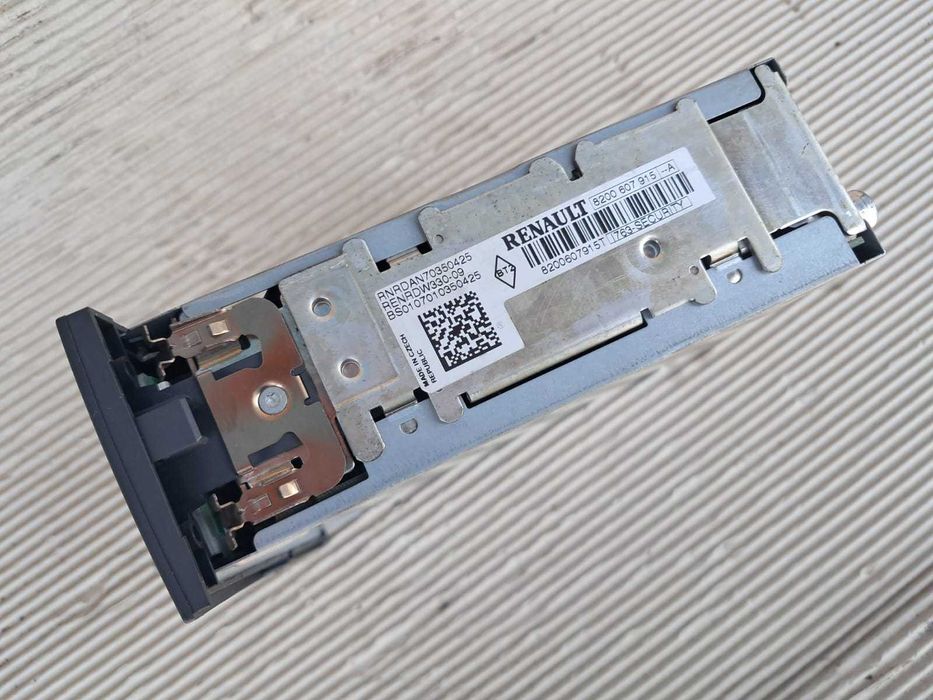 Renault Clio 3 Clio 2 Megane 2 Scenic 2, radio cd player original